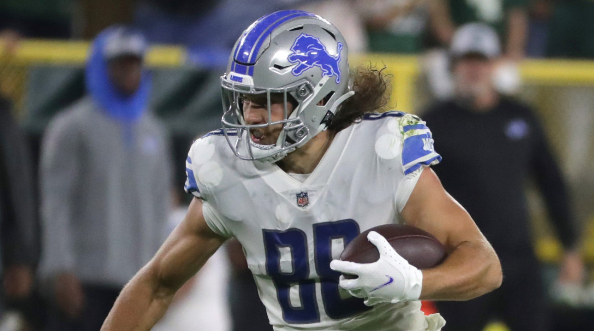 Detroit Lions tight end T.J. Hockenson (88)